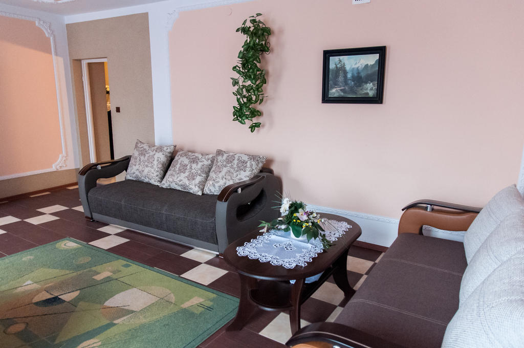 Uslugi Hotelarskie Las Vegas Międzyrzec Podlaski 客房 照片