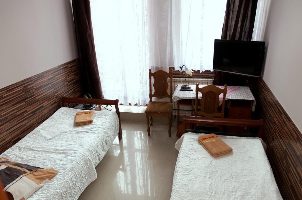 Uslugi Hotelarskie Las Vegas Międzyrzec Podlaski 客房 照片