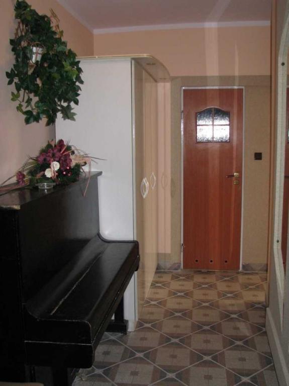 Uslugi Hotelarskie Las Vegas Międzyrzec Podlaski 外观 照片